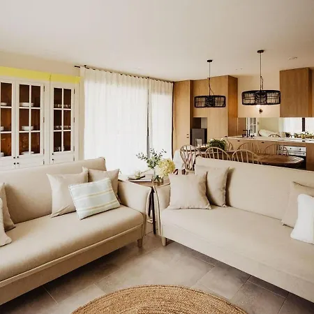 Spacious Holiday In Alava Near Mayor Lakebeach Сasa de vacaciones
